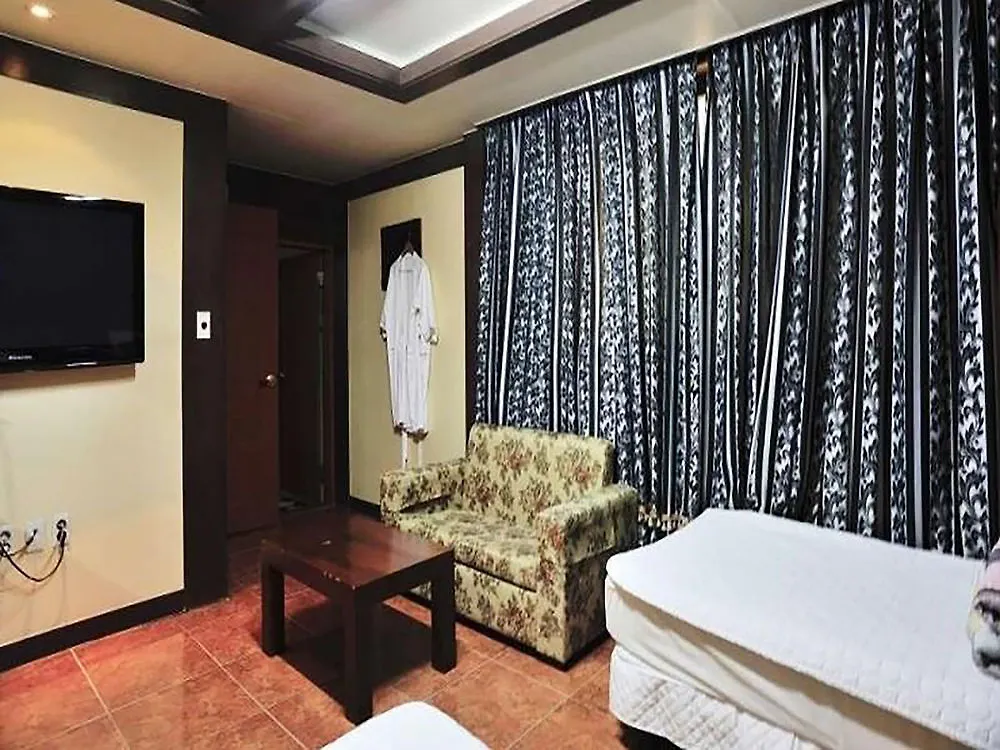 Obearon Motel Busan 2*,